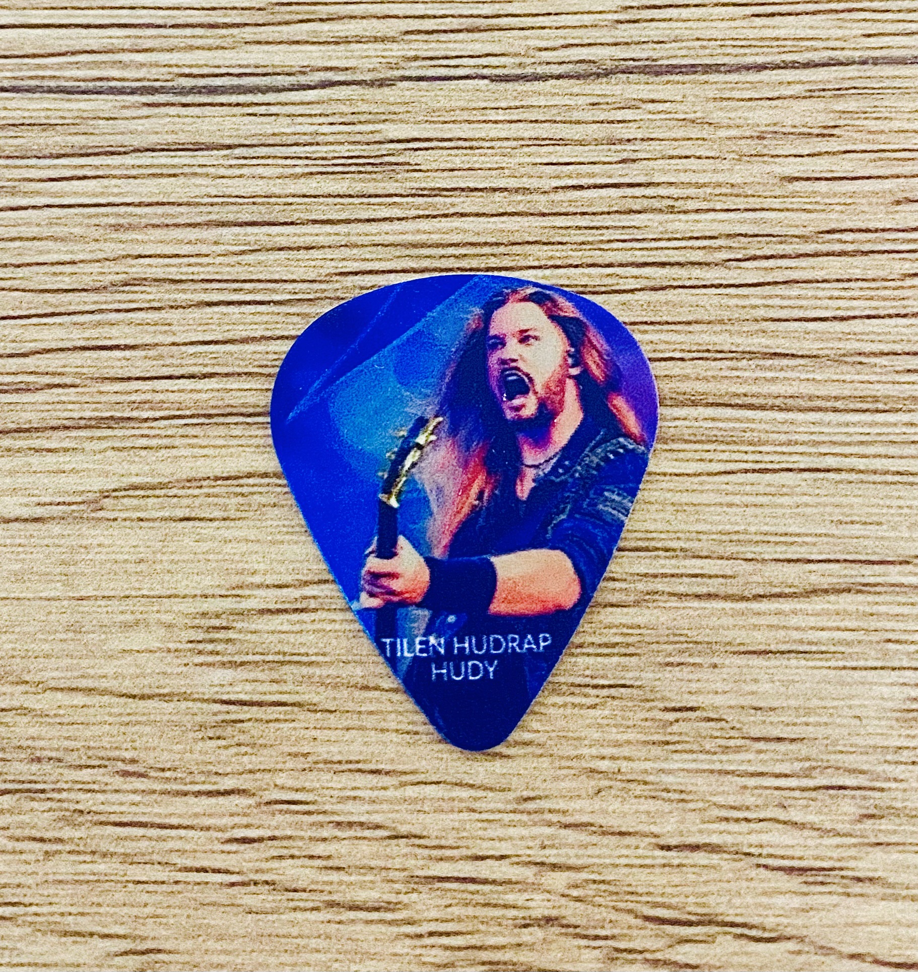 Custom plectrum with a photo